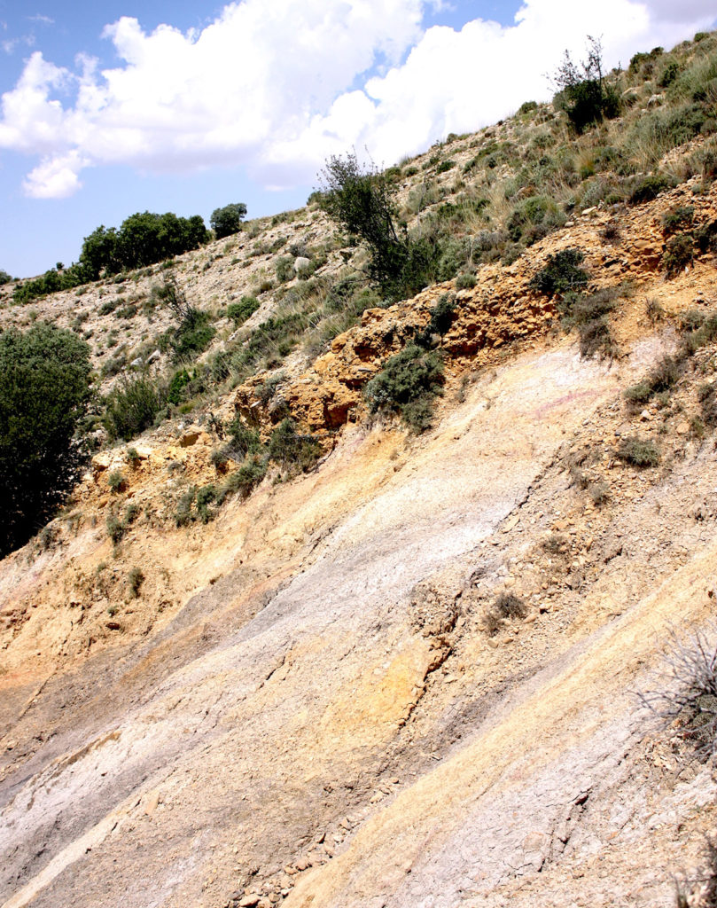 4.6.A Neógeno sobre Fm. Escucha